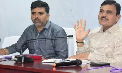 గృహలక్ష్మి,  దళిత బంధు అర్హుల జాబితాను అప్లోడ్ చేయాలి::కలెక్టర్ శరత్
