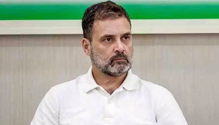 రాహుల్ గాంధీకి షాక్.. పార్లమెంట్ సభ్యత్వ పునరుద్దరణపై సుప్రీంకోర్టులో పిటిషన్..! రాహుల్ గాంధీకి షాక్.. పార్లమెంట్ సభ్యత్వ పునరుద్దరణపై సుప్రీంకోర్టులో పిటిషన్..!