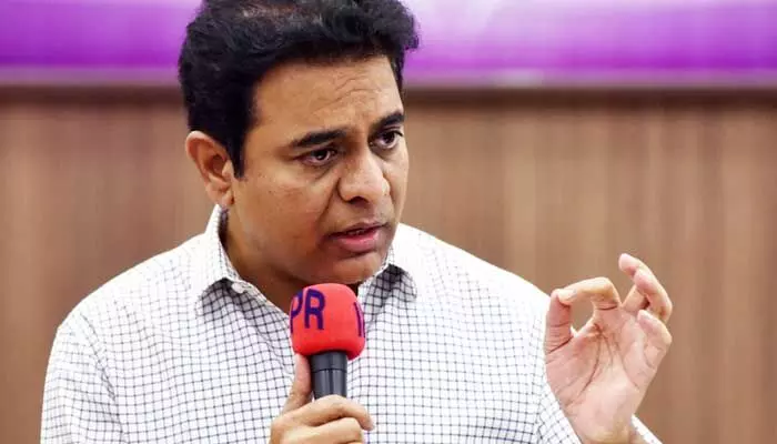 టికెట్ల కేటాయింపుపై Minister KTR కీలక వ్యాఖ్యలు టికెట్ల కేటాయింపుపై Minister KTR కీలక వ్యాఖ్యలు