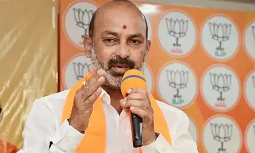 దిశ కంటే దారుణమైన ఘటన ఇది: బండి సంజయ్