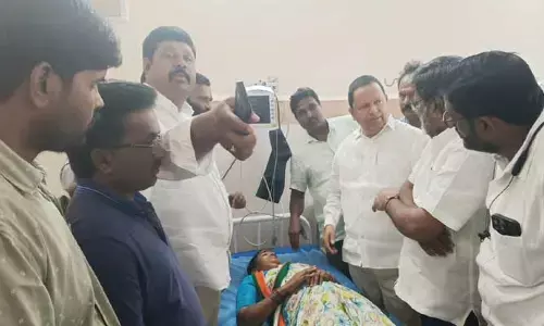 కాంగ్రెస్ కార్యకర్తలపై దాడులు చేస్తే సహించేది లేదు – EX MLA Erra Shekhar