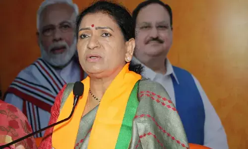 కేసీఆర్‌కు దమ్ముంటే ఈటలపై పోటీ చేయాలి.. డీకే అరుణ సవాల్
