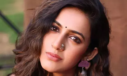 సెల్ఫ్ లవ్ కష్టంగా ఉందంటూ నిహారిక పోస్ట్.. ఘాటుగా ముద్దు కూడా ఇస్తూ..
