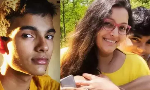 Pawan Kalyan వారసుడు Akira Nandan ఎంట్రీ పై నెటిజన్ విమర్శ.. Renu Desai రియాక్షన్ ఇదే?