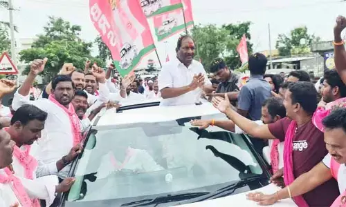 మంత్రి కొప్పులకు ఘన స్వాగతం..