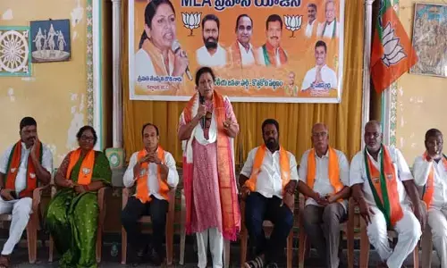 కాంగ్రెస్, బీఆర్ఎస్ ను చిత్తుగా ఓడించాలి – కర్ణాటక బీజేపీ ఎమ్మెల్సీ తేజస్విని గౌడ