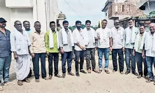 కేసీఆర్ కు తగిన గుణపాఠం చెప్పి తీరుతాం : బోథ్ పట్టణ పద్మశాలి అధ్యక్షుడు మెర్గు భోజన్న