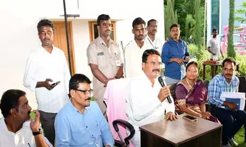 పొందిన జ్ఞానంతో అద్భుతాలు సృష్టించాలి- Minister Niranjan Reddy