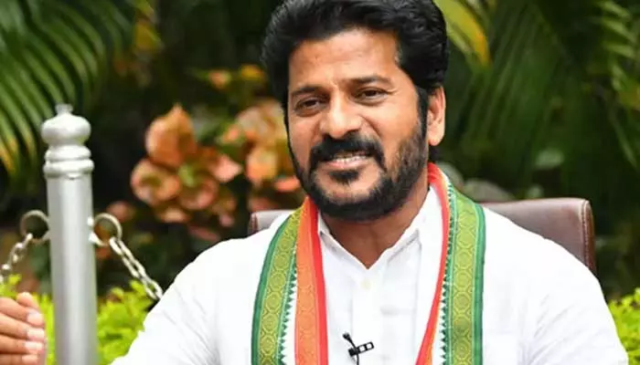 వంట గ్యాస్ ధర తగ్గింపుపై TPCC చీఫ్ రేవంత్ రెడ్డి సెటైర్