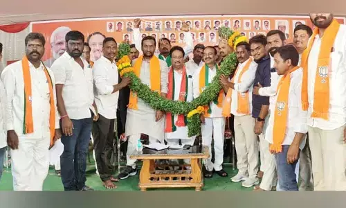 తెలంగాణ ఉద్యమంలో కడియం శ్రీహరి పాత్ర ఎక్కడుంది : ఈటల