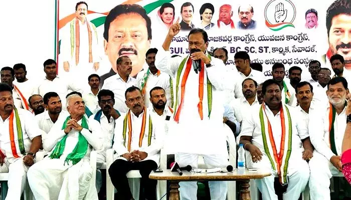 కేసీఆర్ ను గద్దె దించాలనే గద్దర్ చివరి కోరికను తీరుస్తాం కేసీఆర్ ను గద్దె దించాలనే గద్దర్ చివరి కోరికను తీరుస్తాం