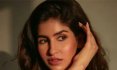 Sakshi Malik looks hot and cool