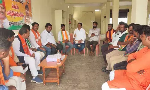 కేసీఆర్ ప్రభుత్వాన్ని గద్దె దింపాలి : వెంకట్ రెడ్డి