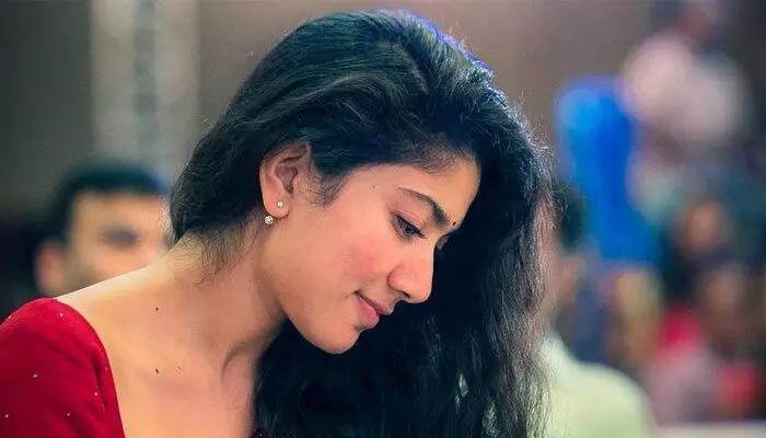 రామాయణ ఇతిహాసంలో సీతగా సాయి పల్లవి? కన్నులపండుగేనంటున్న ఫ్యాన్స్ రామాయణ ఇతిహాసంలో సీతగా సాయి పల్లవి? కన్నులపండుగేనంటున్న ఫ్యాన్స్