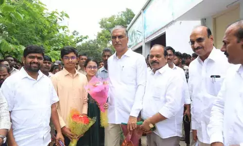 నీట్ లో గజ్వేల్ విద్యార్థుల జయకేతనం