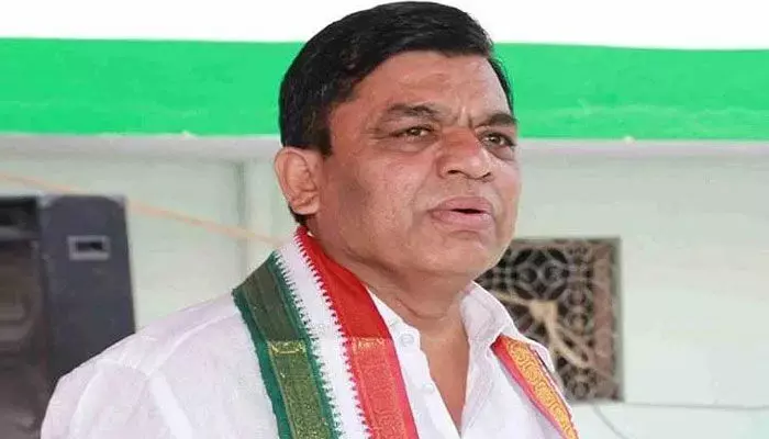 నాపై చేసే అసత్య ఆరోపణలు నిరూపిస్తే రాజకీయ సన్యాసం తీసుకుంటా : పోరిక బలరాం నాయక్ నాపై చేసే అసత్య ఆరోపణలు నిరూపిస్తే రాజకీయ సన్యాసం తీసుకుంటా : పోరిక బలరాం నాయక్