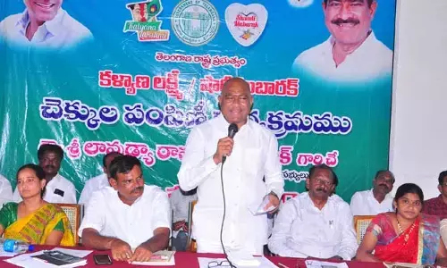 టికెట్ రాలేదని ఎవరి మీద యుద్ధం చేయను : Lavudya Ramulu Nayak