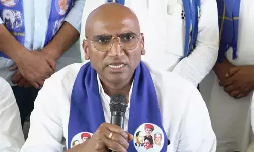 కళ్లల్లో నీళ్లు తిరిగాయి.. ఆర్ఎస్ ప్రవీణ్ కుమార్ ఎమోషనల్