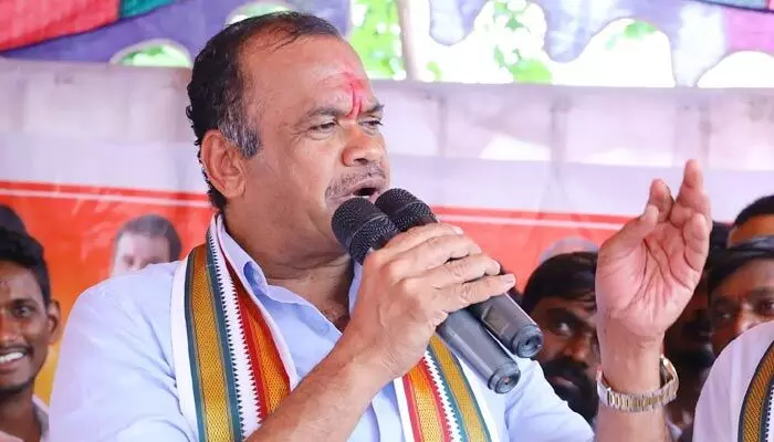 నల్లగొండ సీటు త్యాగం చేస్తా.. MP కోమటిరెడ్డి సంచలన వ్యాఖ్యలు నల్లగొండ సీటు త్యాగం చేస్తా.. MP కోమటిరెడ్డి సంచలన వ్యాఖ్యలు