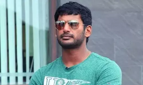 ఎమోషనల్ బ్లాక్‌‌మెయిల్ తట్టుకోలేకనే అలా చేశానంటున్న హీరో విశాల్