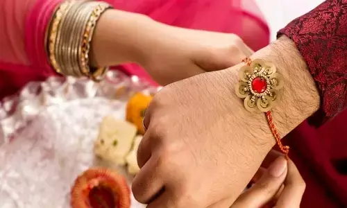 రాఖీ పండుగ ఎఫెక్ట్.. మహిళలకు బంపర్ ఆఫర్