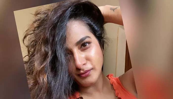 ‘బిగ్ బాస్’ సీజన్ 7 ఎంట్రీపై క్లారిటీ ఇచ్చిన సురేఖా వాణి.. ? ‘బిగ్ బాస్’ సీజన్ 7 ఎంట్రీపై క్లారిటీ ఇచ్చిన సురేఖా వాణి.. ?