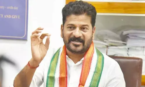 కేసీఆర్ తప్పుడు నిర్ణయాలకు కారణమిదే.. రేవంత్ రెడ్డి కీలక వ్యాఖ్యలు