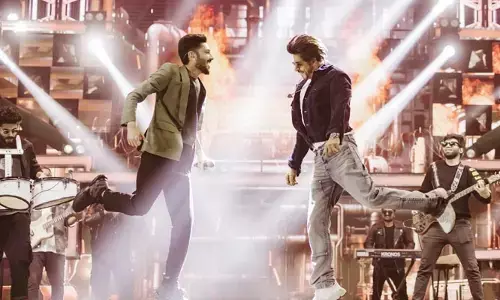 Sharukh Khan తో కలిసి స్టెప్పులేసిన Anirudh.. ఆ ఫర్మార్మెన్స్‌కు నెటిజన్లు ఫిదా