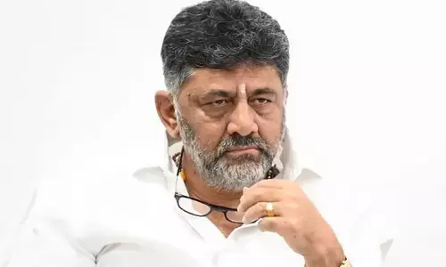 టీ పాలిటిక్స్‌లోకి మళ్లీ ట్రబుల్ షూటర్ ఎంట్రీ.. రేపు తుమ్మలతో మంత్రాంగం