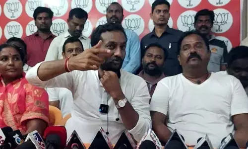 మేమేమైనా నక్సలైట్లమా.. సీఎం కేసీఆర్‌పై రఘునందర్ రావు ఫైర్