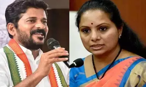 ‘గల్లీల్లో సవాళ్లు.. ఢిల్లీలో వంగి వంగి దండాలు’.. కవిత vs రేవంత్‌ మధ్య ట్వీట్ వార్..!