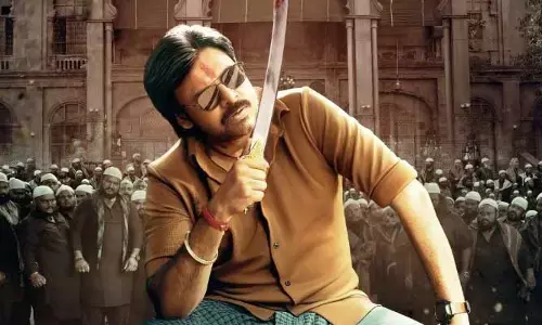పిచ్చెక్కిస్తున్న Pawan Kalyan ‘Ustad Bhagath Singh’ పోస్టర్