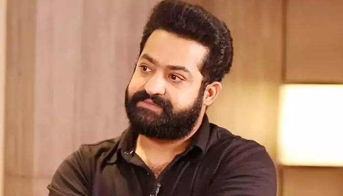 జూనియర్ ఎన్టీఆర్కు మాత్రమే అది సాధ్యం అవుతుంది: ‘గదర్’ దర్శకుడు జూనియర్ ఎన్టీఆర్కు మాత్రమే అది సాధ్యం అవుతుంది: ‘గదర్’ దర్శకుడు