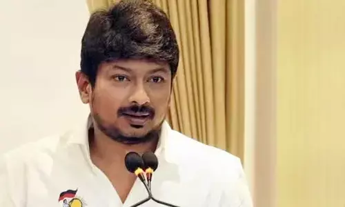 సీఎం మీరే కావచ్చు.. సీనియర్ మాత్రం నేనే : ఉదయనిధి