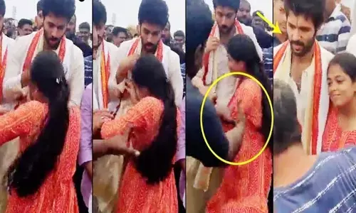యాదాద్రిలో రౌడీ హీరోకు షాకిచ్చిన లేడీఫ్యాన్.. ఏం చేసిందంటే?