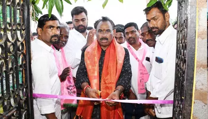 మాట తప్పం.. మడమ తిప్పం: ఎమ్మెల్యే మాట తప్పం.. మడమ తిప్పం: ఎమ్మెల్యే