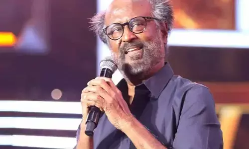 బిచ్చగాడు అనుకొని సూపర్ స్టార్‌కు 10 రూపాయలు దానం చేసిన మహిళ