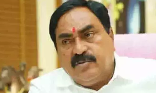 కరెంట్ లేక బట్టలు ఆరేసుకుంటున్నారు.. ఏపీపై మంత్రి ఎర్రబెల్లి సెన్సేషనల్ కామెంట్స్