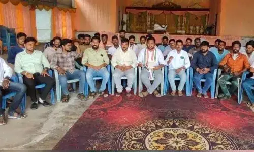 పాలేరు కాంగ్రెస్ టికెట్ రాయలకి ఇవ్వాలి : జెర్రిపోతుల అంజని