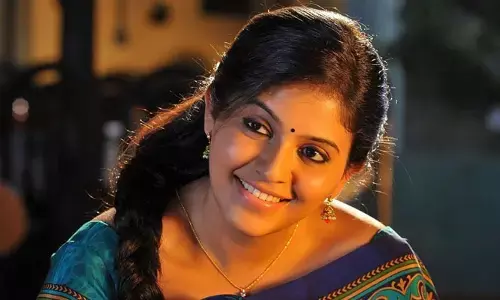 హీరోయిన్ అంజలి సినిమాలో ఒరిజినల్ గొరిల్లా!