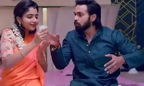 Brahmamudi September 08 Episode :  పాల పాఠం.. పూల పాఠం నేర్పిస్తానంటూ.. పాల గ్లాస్ తో రాజ్ గదిలోకి వెళ్లిన కావ్య