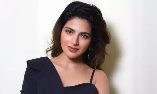 Iswarya Menon: రెడ్ మిర్చిలా మెరిసిపోతున్న ఐశ్వ‌ర్య మీన‌న్‌