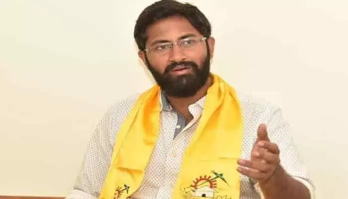 ఇన్ని రోజులు ఎందుకు ఆగారు.. చంద్రబాబు అరెస్ట్పై అల్లుడు భరత్ ఆగ్రహం ఇన్ని రోజులు ఎందుకు ఆగారు.. చంద్రబాబు అరెస్ట్పై అల్లుడు భరత్ ఆగ్రహం