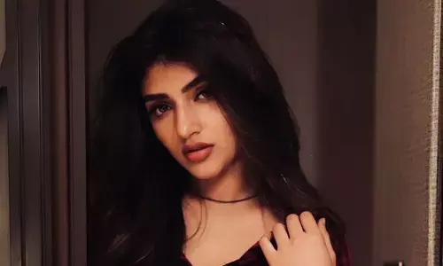 మొదటి సినిమాకు ఐదు లక్షలు తీసుకున్న Sree Leela.. ఇప్పుడు గంటకు ఎంత తీసుకుంటుందో తెలుసా?