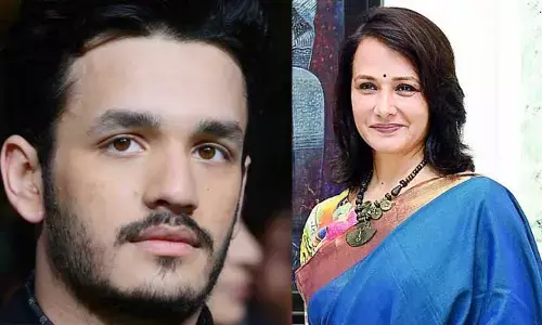 Akhil Akkineni నన్ను కొడతాడు.. అక్కినేని Amala షాకింగ్ కామెంట్స్!