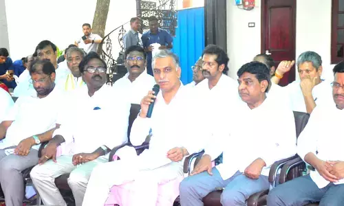 పాలమూరు... ప్రజల కరువు తీర్చే అతిపెద్ద ప్రాజెక్టు