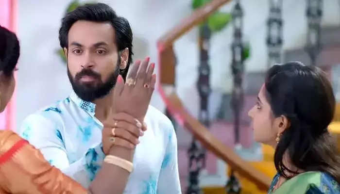 Brahmamudi Episode: తల్లి మీద తిరగబడిన రాజ్.. కావ్య ప్రేమ కోసమేనా ఈ మార్పు?