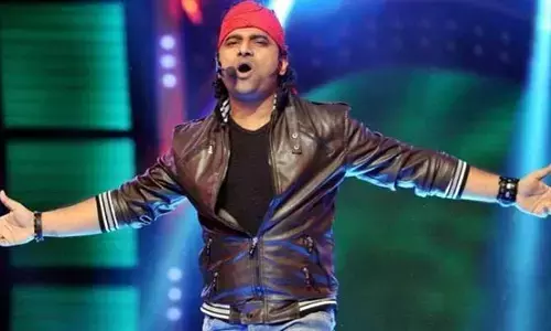 Devi Sri Prasad లైవ్ పర్ఫామెన్స్.. ఫుల్ జోష్‌లో Music Lovers