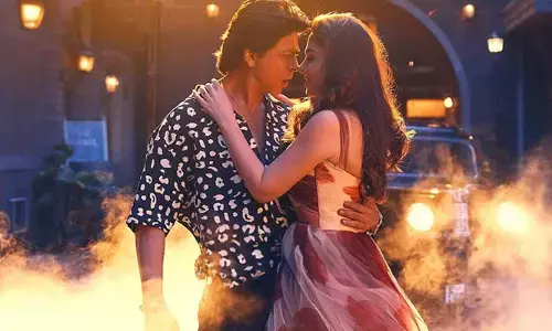 లైవ్ ఫర్ఫార్మెన్స్‌తో అదరగొట్టేసిన Anirudh.. ‘ఛలేయా’కు మరోసారి నెటిజన్లు ఫిదా