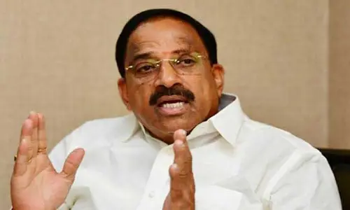 కాంగ్రెస్‌లో చేరిన తుమ్మల నాగేశ్వర రావు